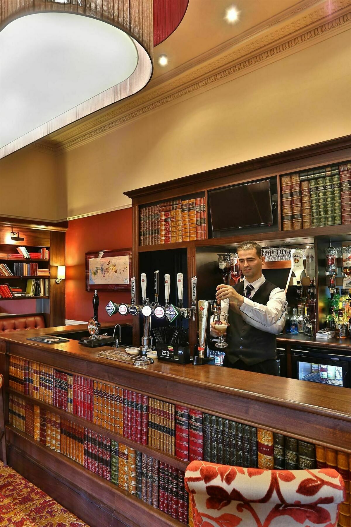 Reigate Manor Hotel Εξωτερικό φωτογραφία
