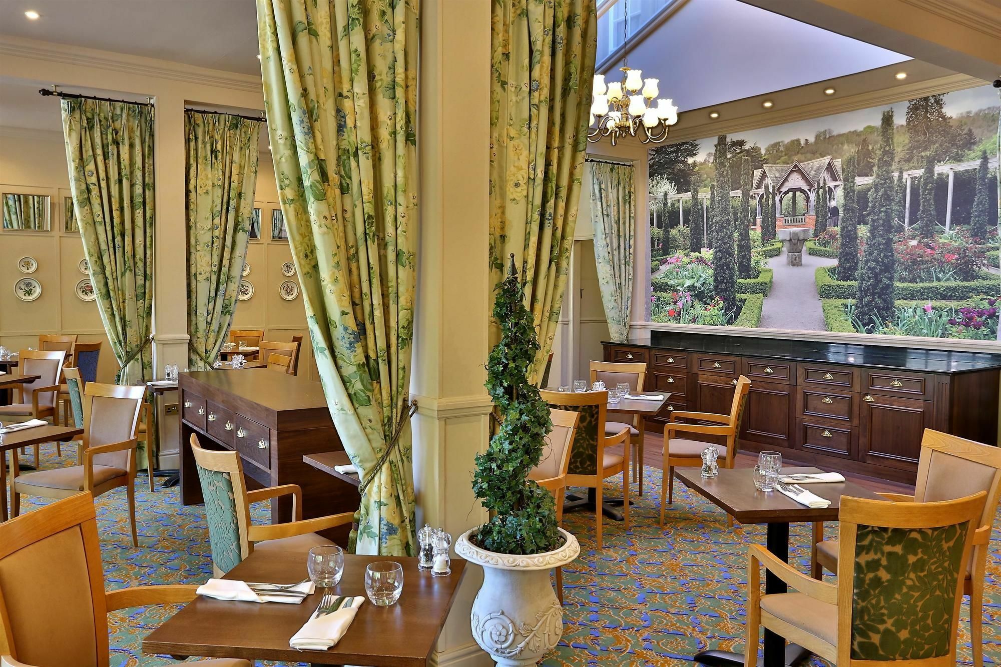 Reigate Manor Hotel Εξωτερικό φωτογραφία