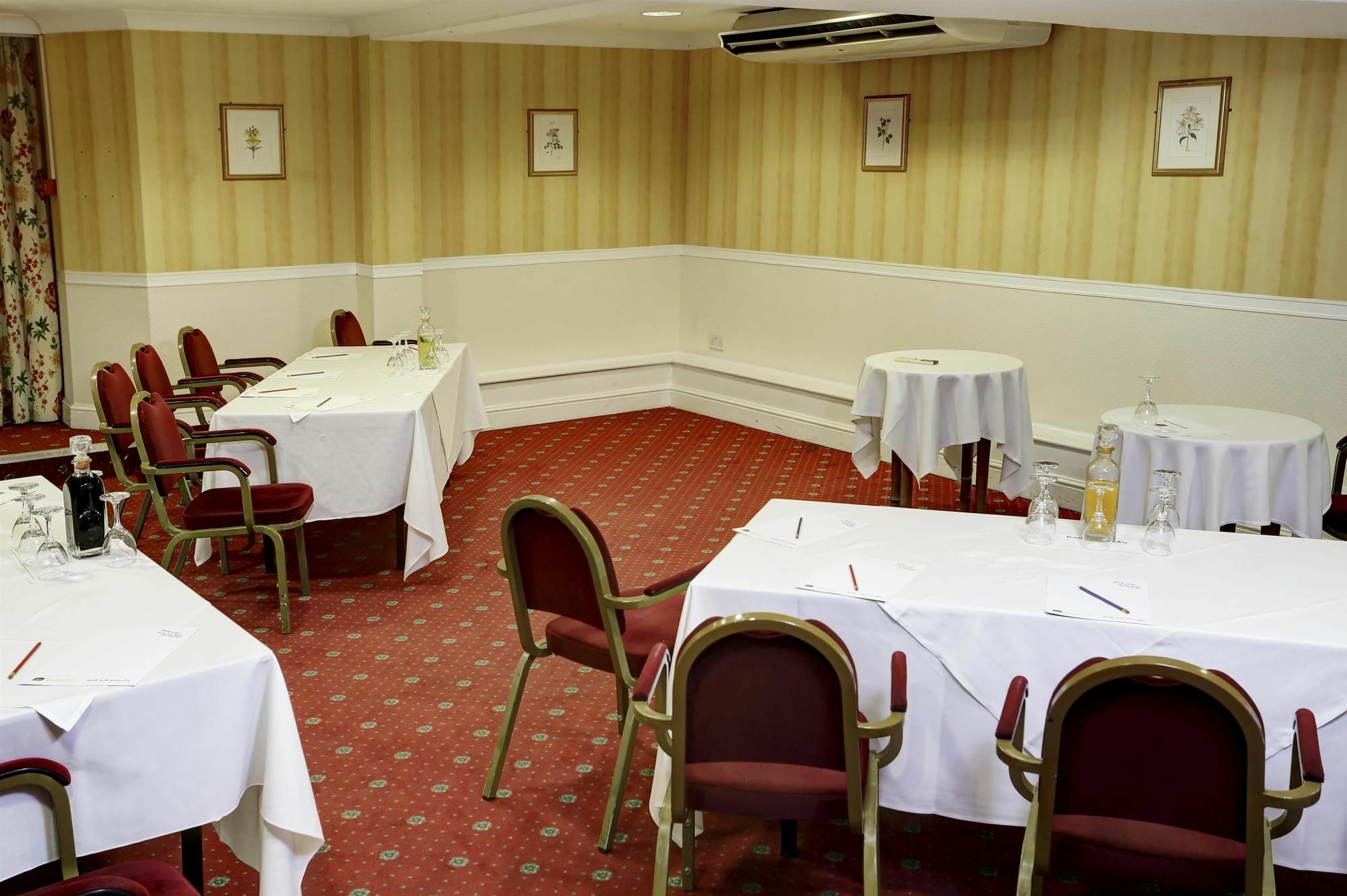 Reigate Manor Hotel Εξωτερικό φωτογραφία